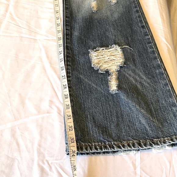 Revolt Jeans Co.Heavily Distressed Jeans sz 9 - Picture 5 of 8